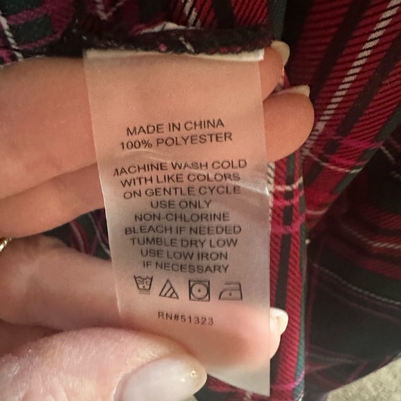 Riley & Rae multicolor holiday blouse - Picture 7 of 7